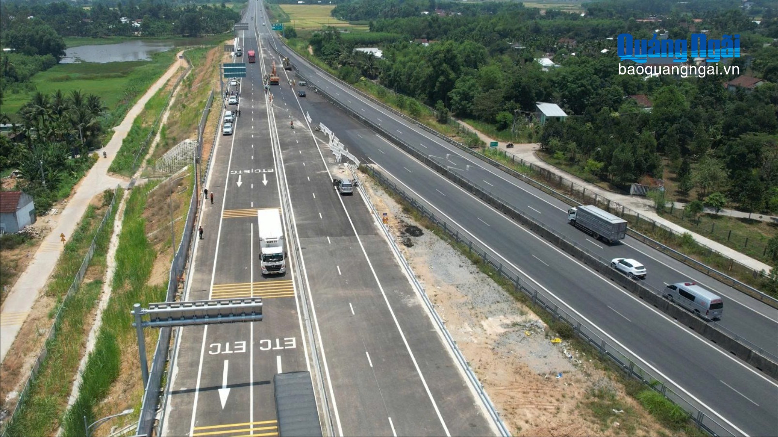 Đường lớn đã mở