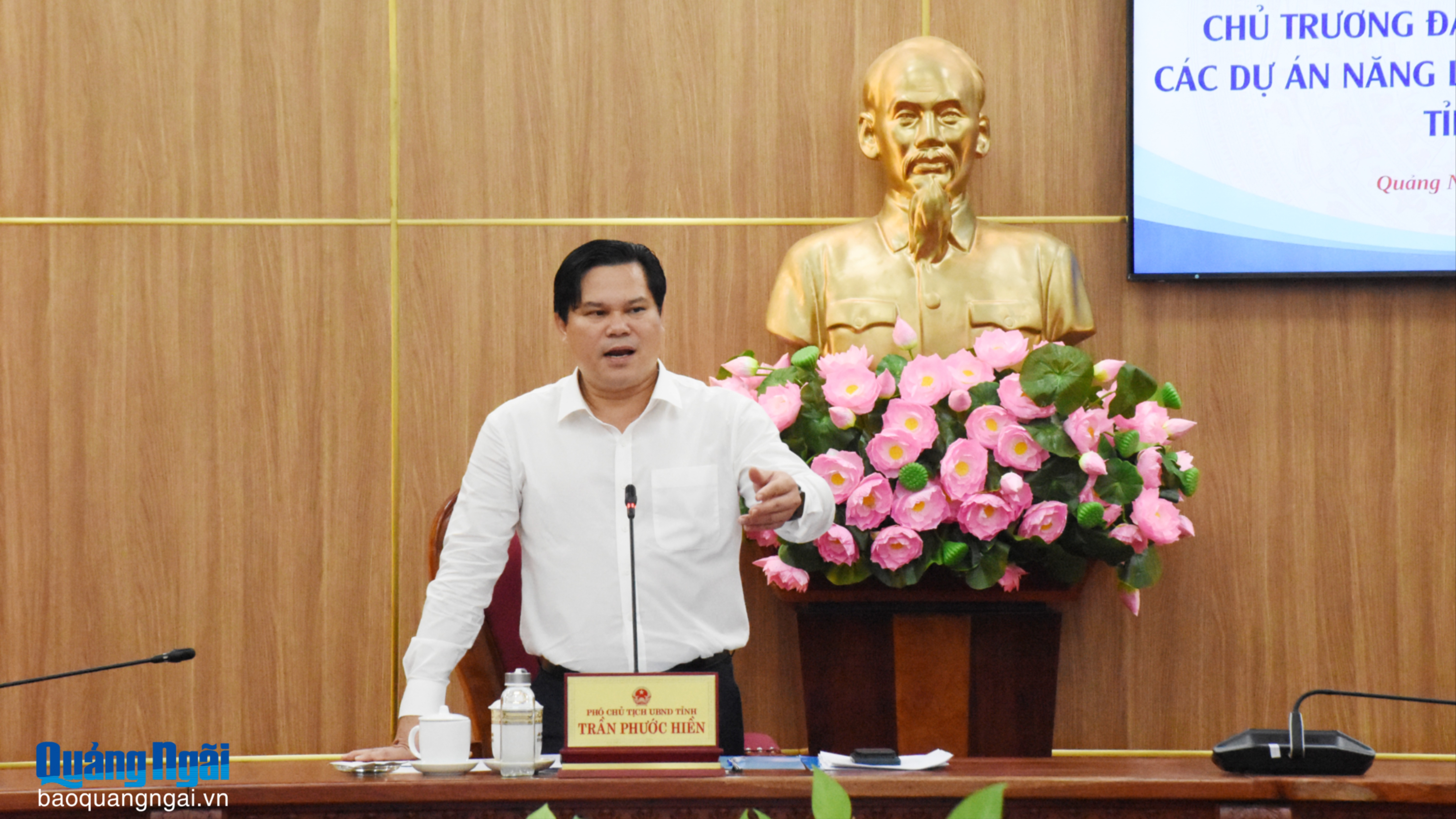 Nhà đầu tư đề xuất 11 dự án năng lượng tại khu vực phía đông của tỉnh