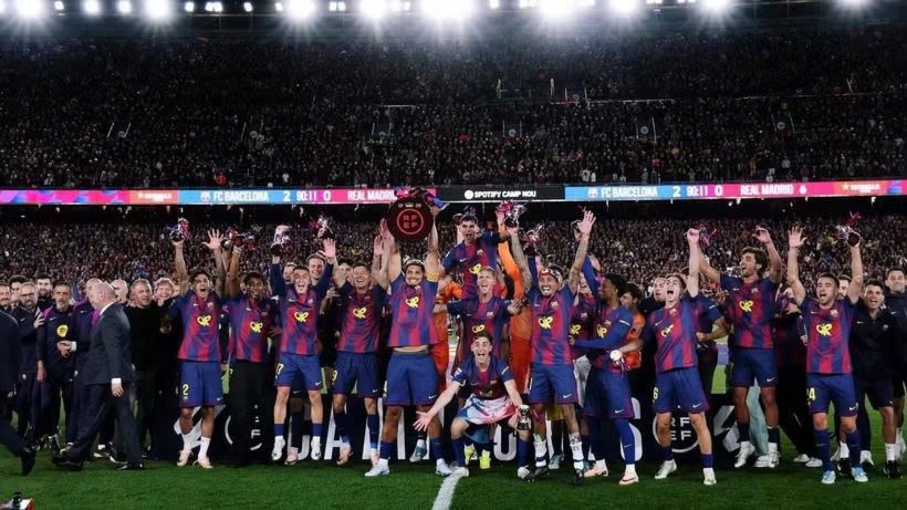 Lần đầu tiên Barcelona đăng quang bằng chiến thắng ở El Clasico