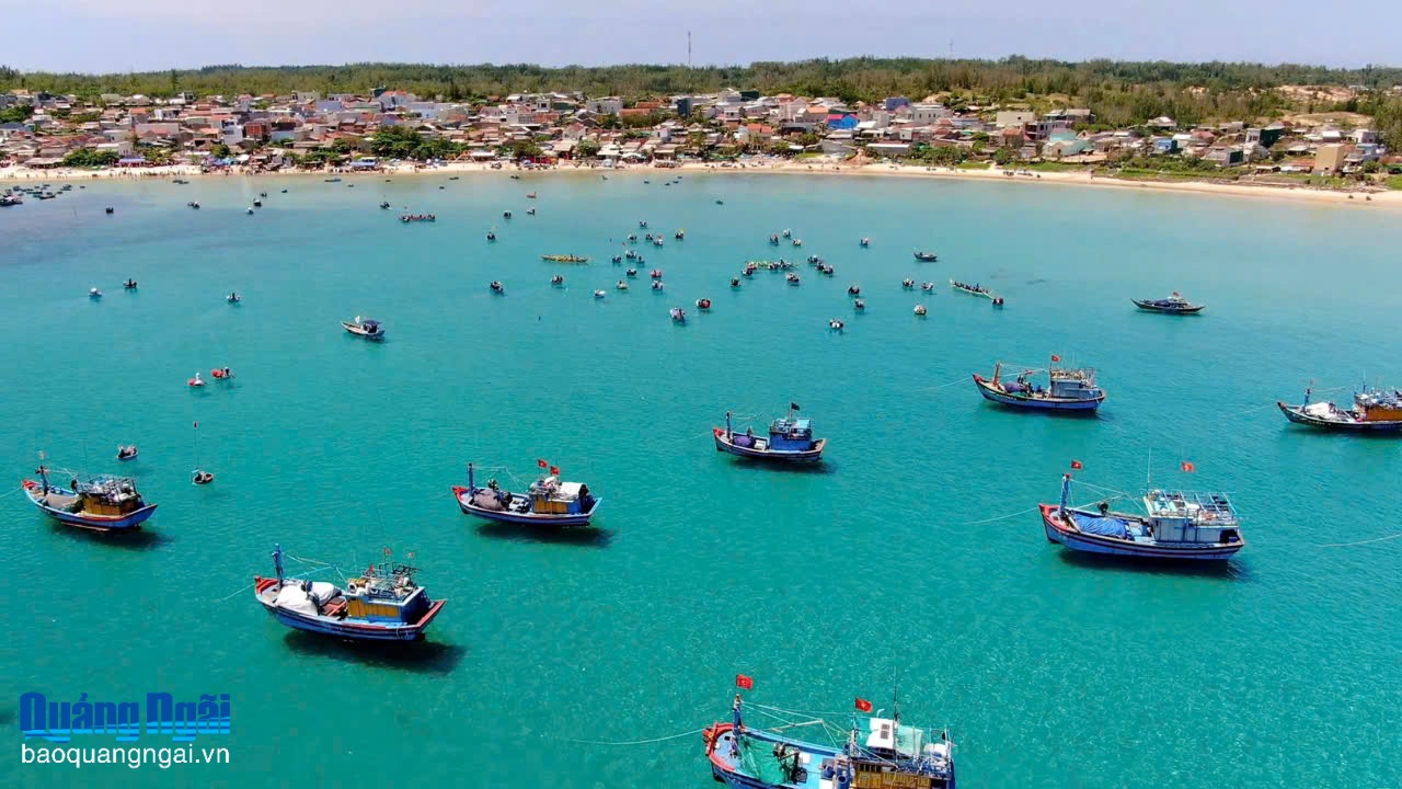 Đa dạng hóa kinh tế biển