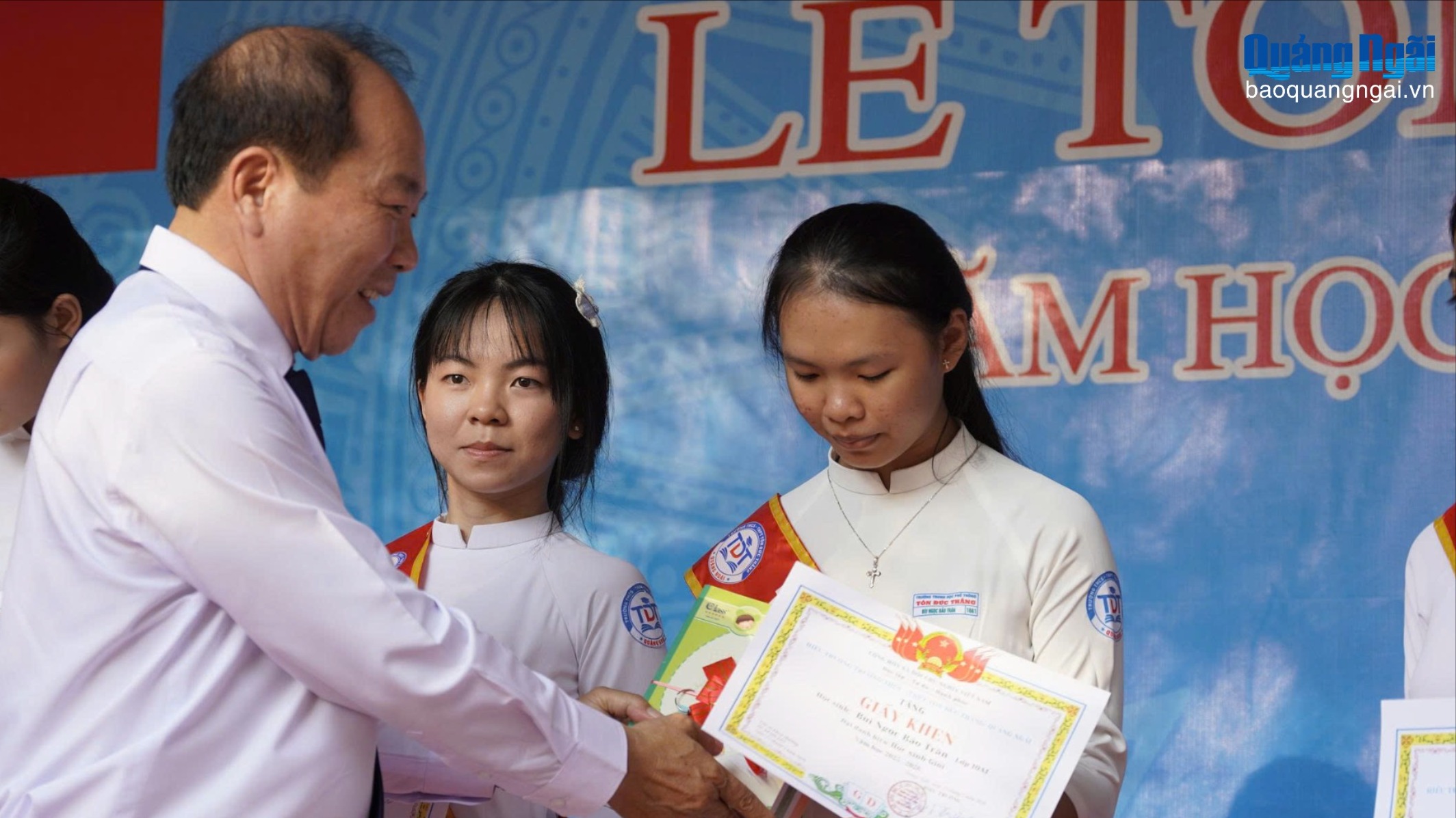 Trường THCS - THPT Tôn Đức Thắng tổng kết năm học