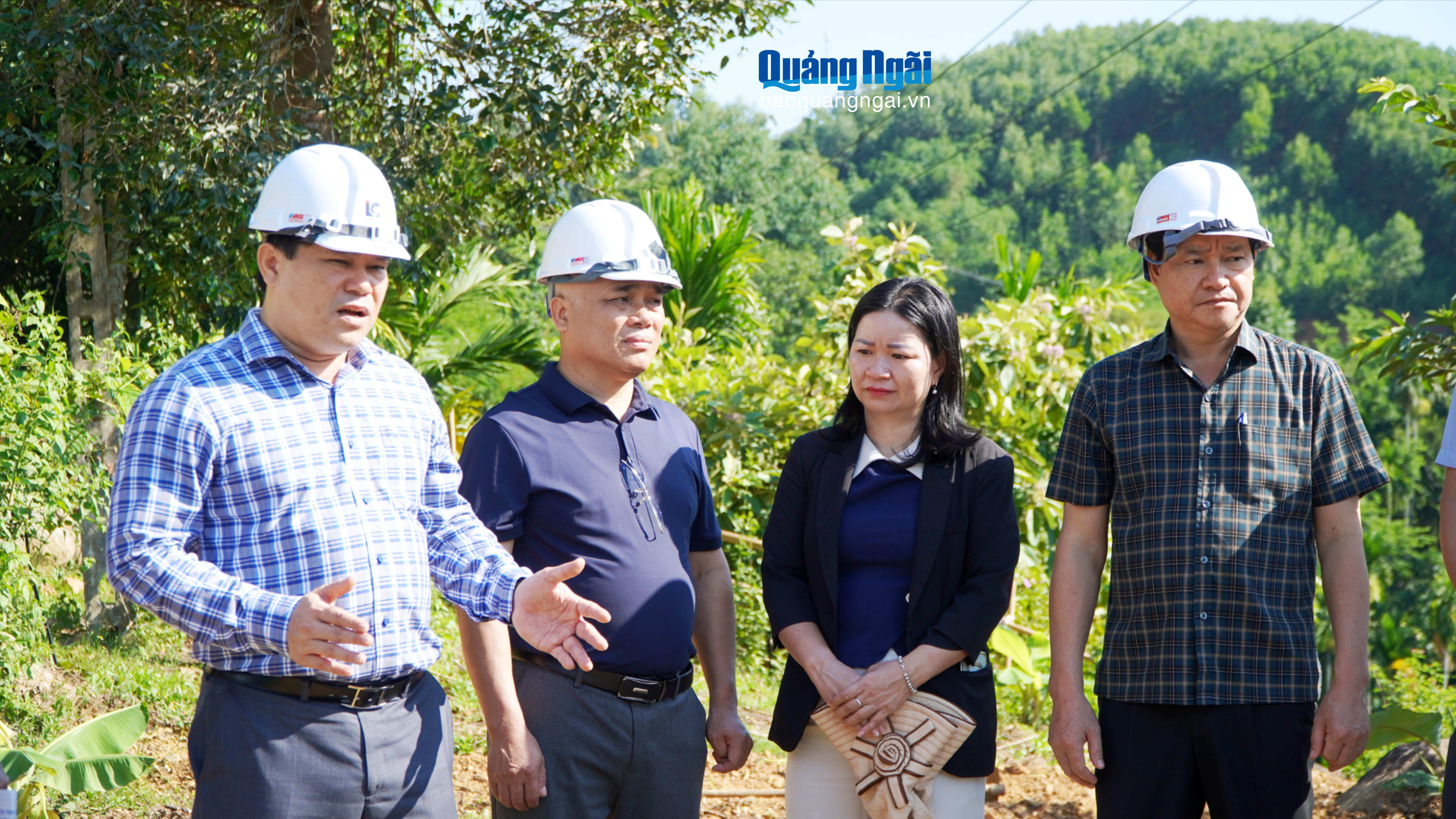 Hỗ trợ nhà đầu tư tháo gỡ vướng mắc hai dự án thủy điện