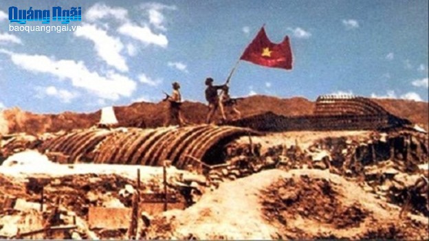 Rực trời đất Điện Biên toàn thắng!