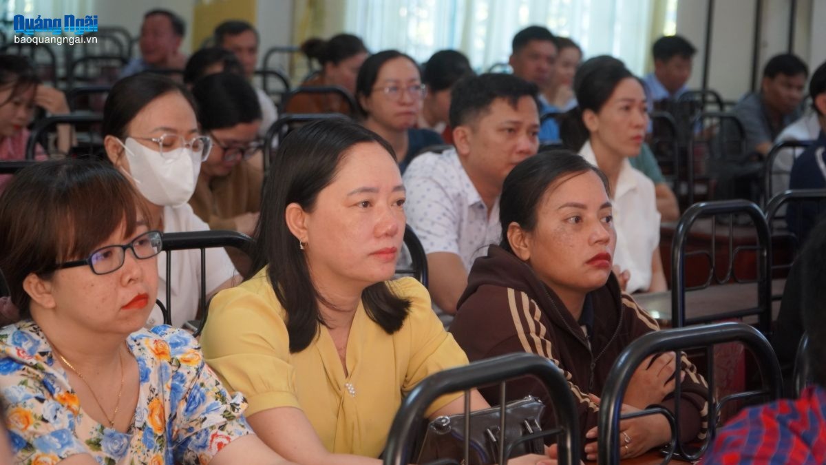 Bồi dưỡng kỹ năng công nghệ thông tin cho công chức cấp xã