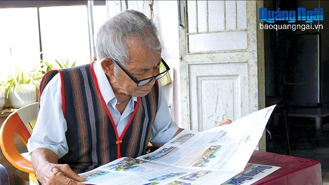 Báo chí trở thành bạn đồng hành