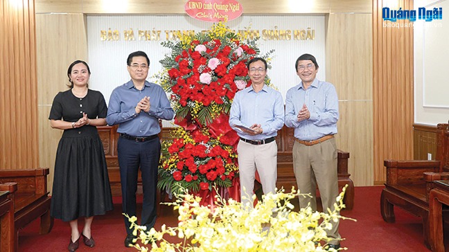 Sóng phát thanh trong nhịp sống đương đại