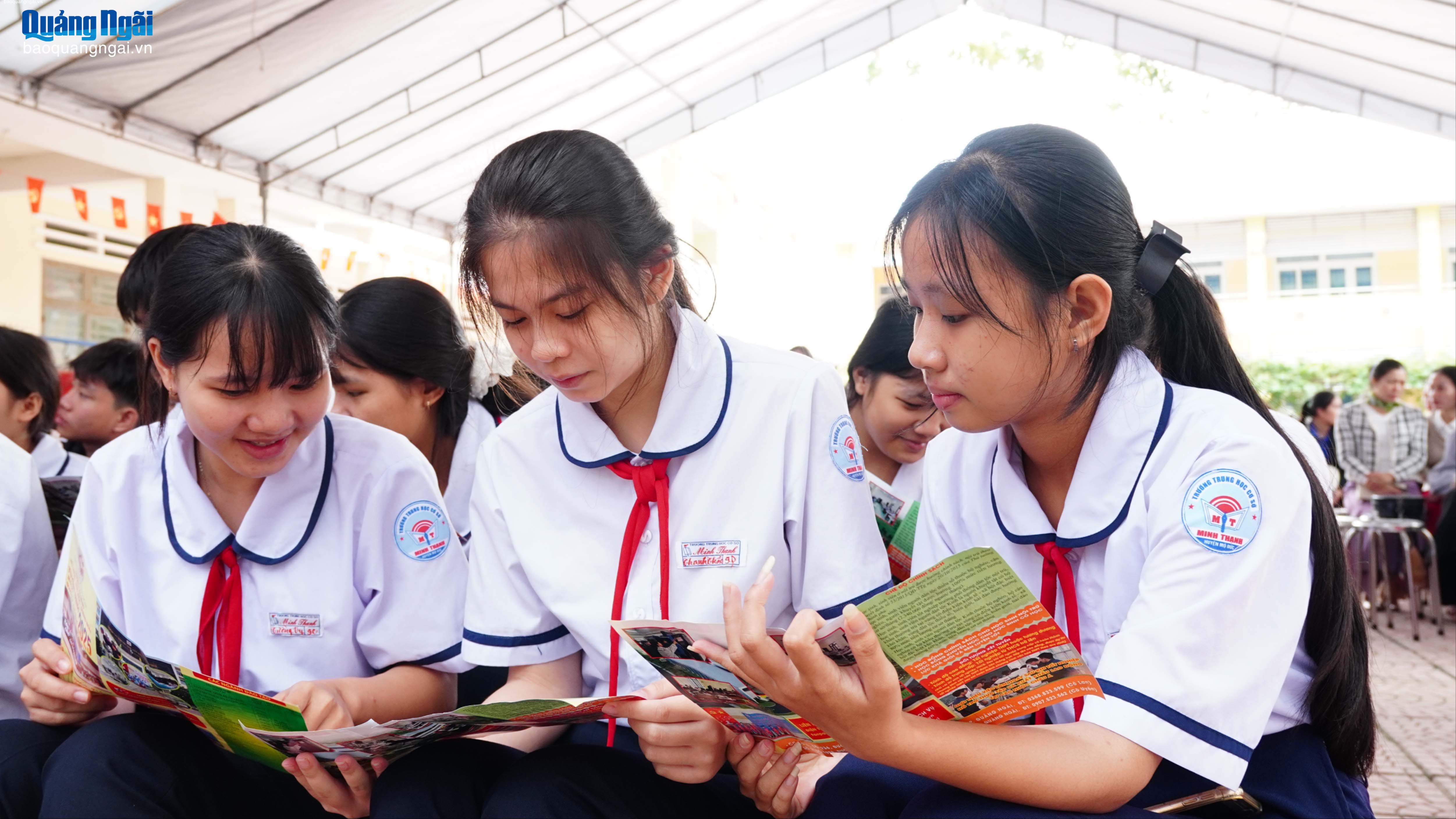 Đẩy mạnh hướng nghiệp cho học sinh