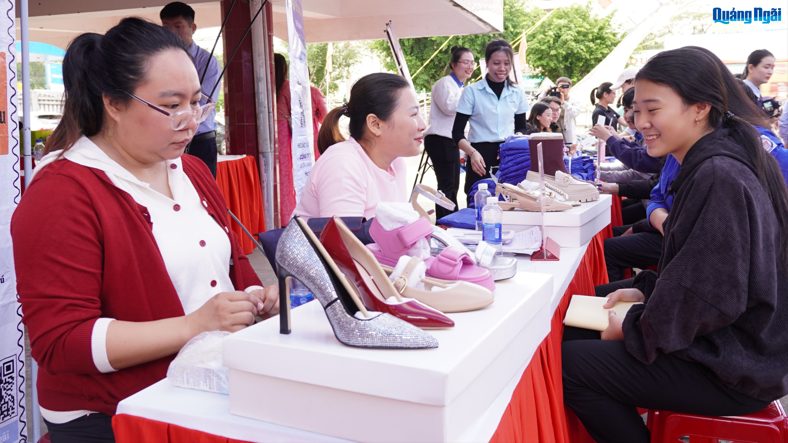 Đổi mới, nâng cao hiệu quả tư vấn, giới thiệu việc làm