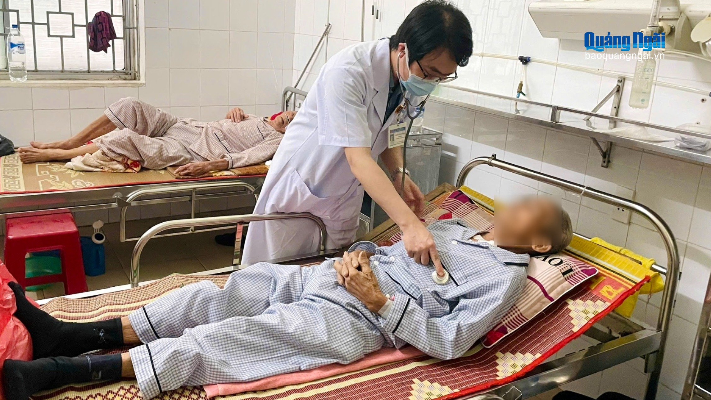 Đặt máy tạo nhịp tim vĩnh viễn, cứu sống cụ ông 91 tuổi