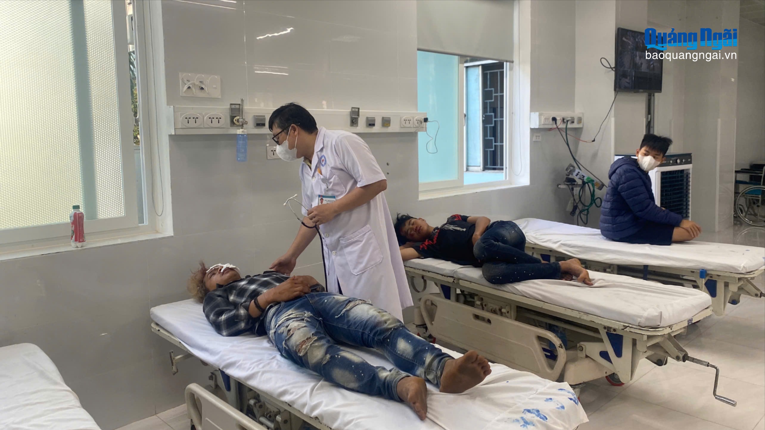 Tai nạn giao thông làm 5 người thương vong