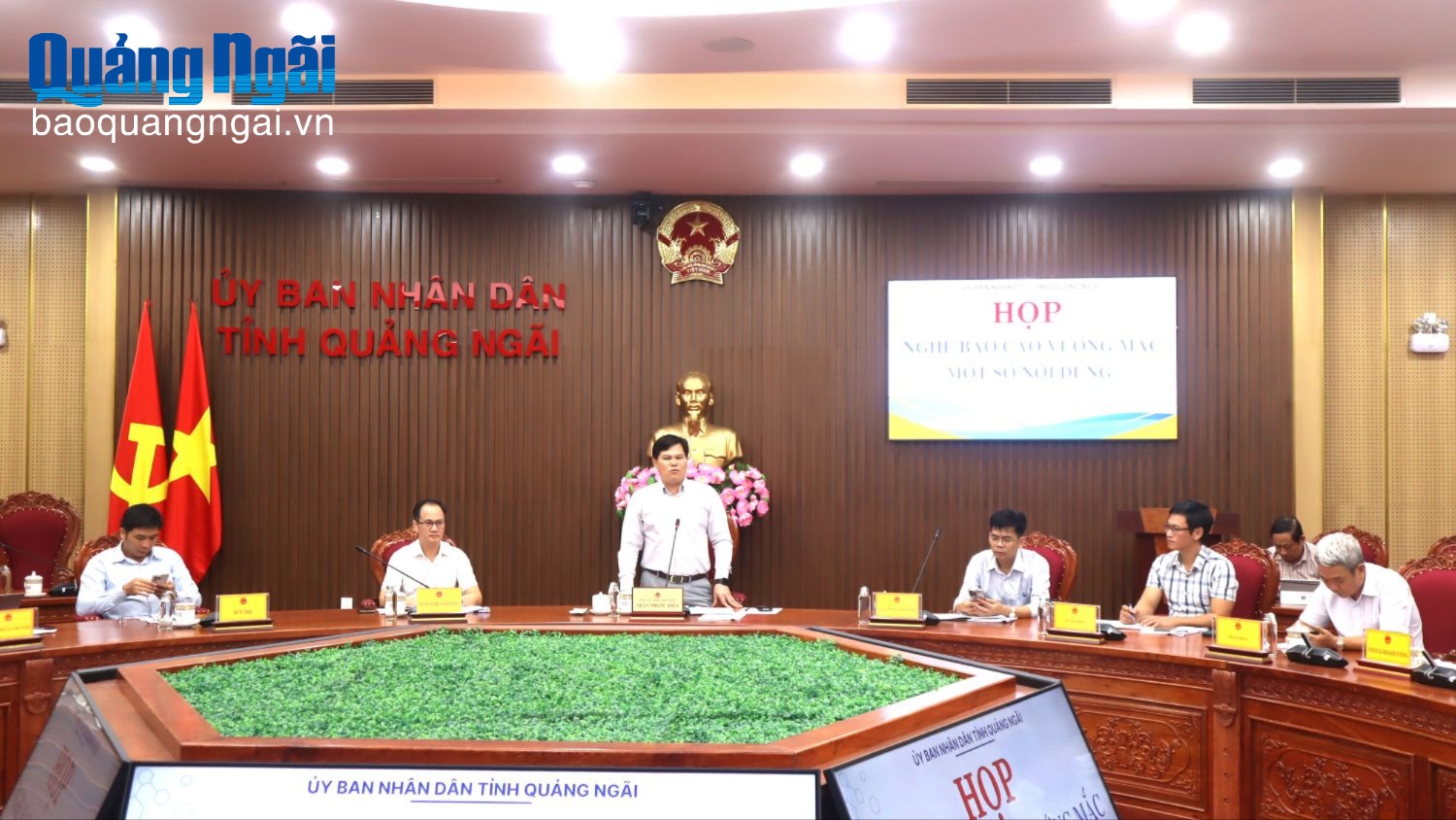 Tháo gỡ vướng mắc cho nhà đầu tư nuôi heo công nghệ cao