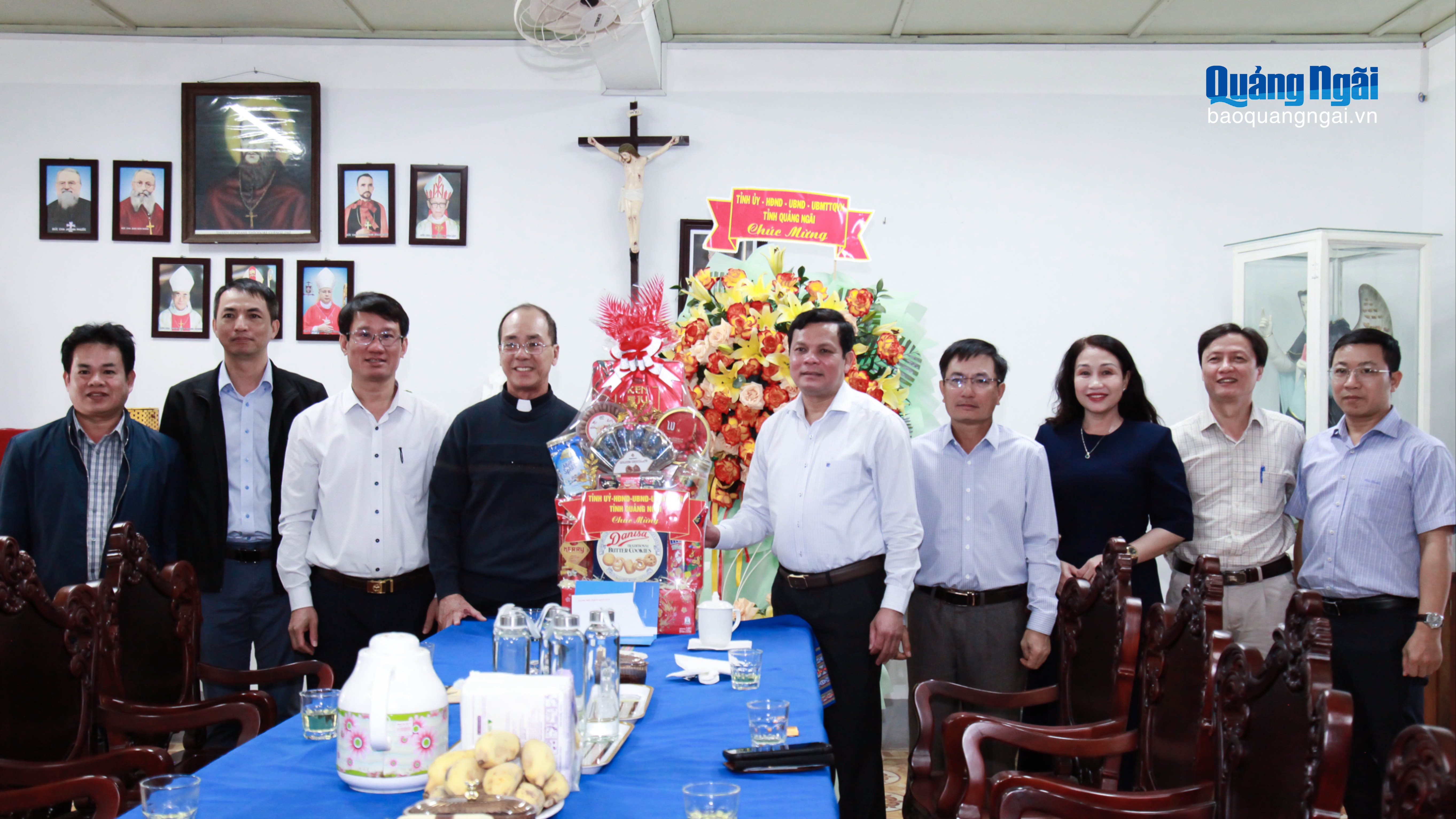 Phó Bí thư Tỉnh ủy, Chủ tịch HĐND tỉnh Nguyễn Đức Tuy thăm, chúc mừng các cơ sở tôn giáo