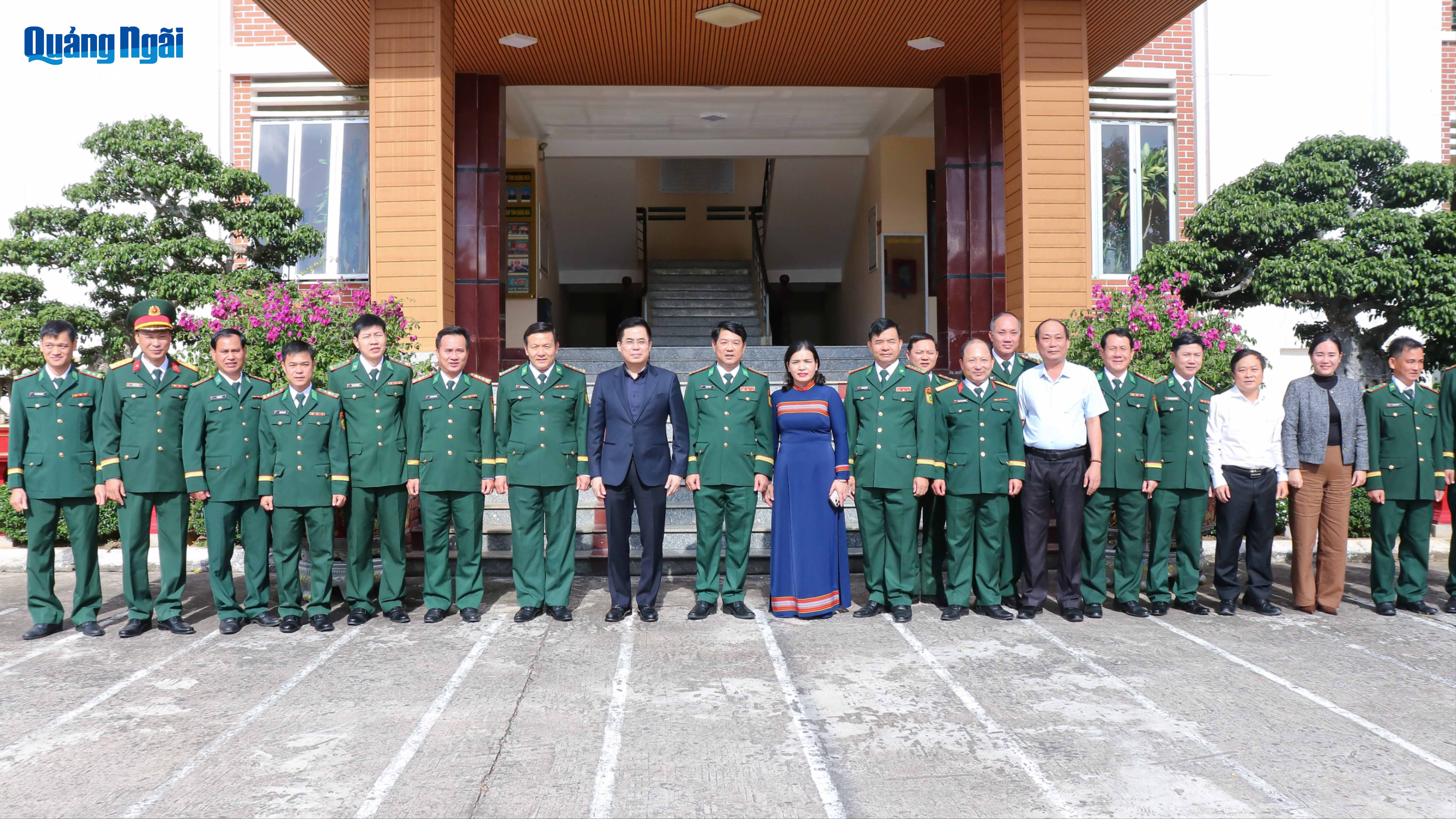 Chủ tịch UBND tỉnh Nguyễn Hoàng Giang thăm, chúc mừng Ban Chỉ huy Bộ đội Biên phòng tỉnh