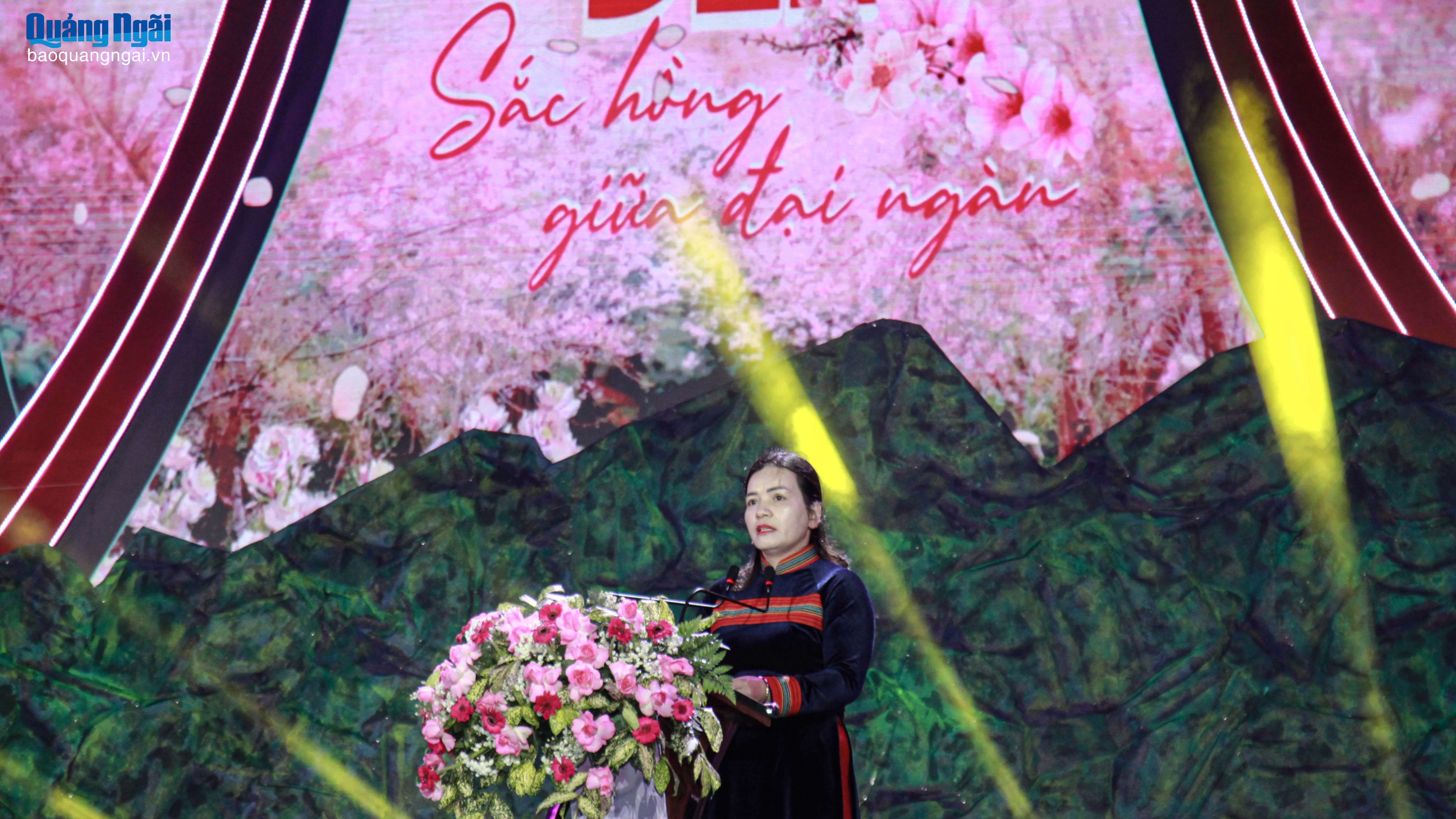 “Sắc hồng giữa đại ngàn” lan tỏa khát vọng phát triển