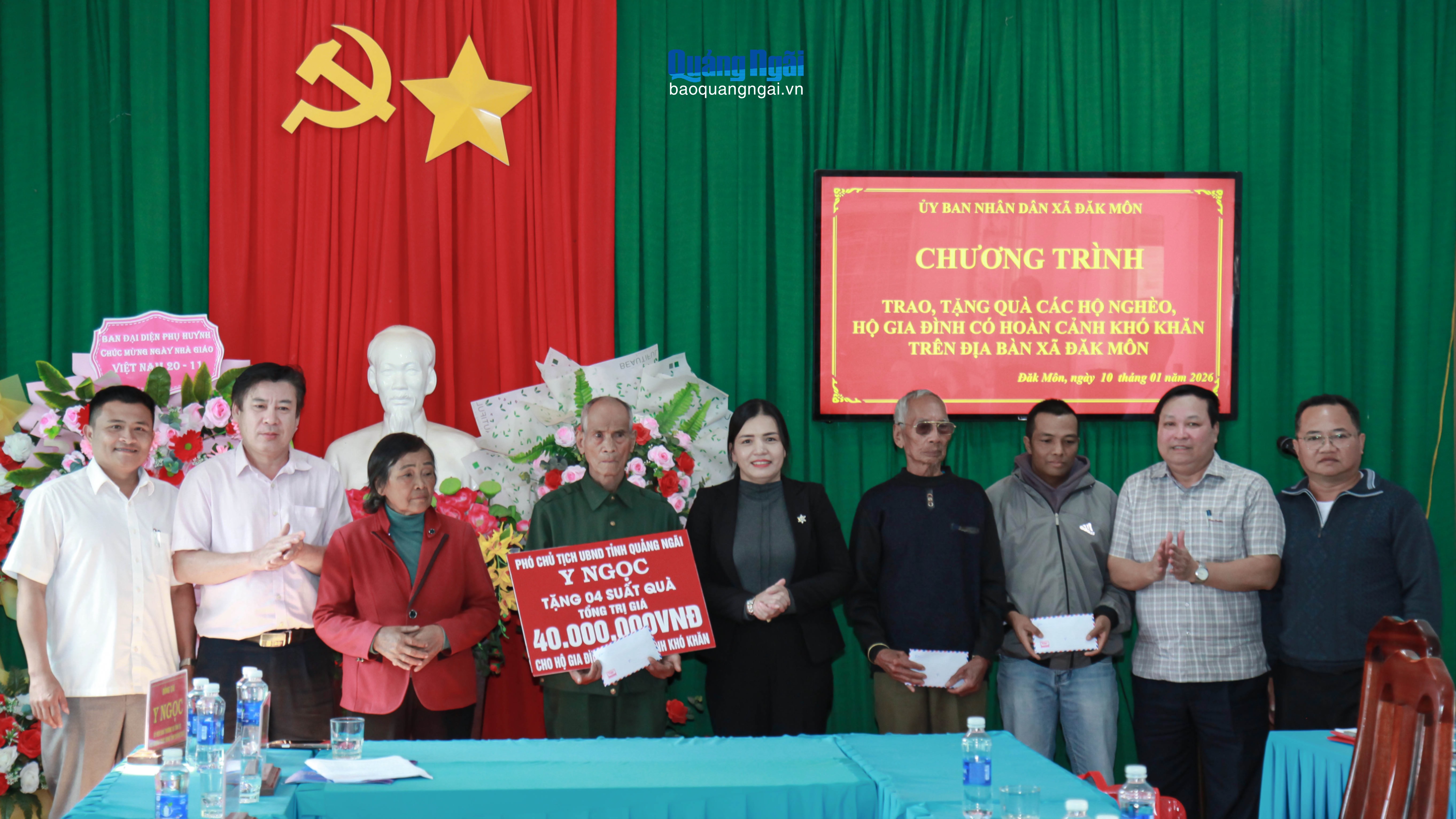 Bảo đảm mọi người dân đều được đón Tết vui tươi, đầm ấm