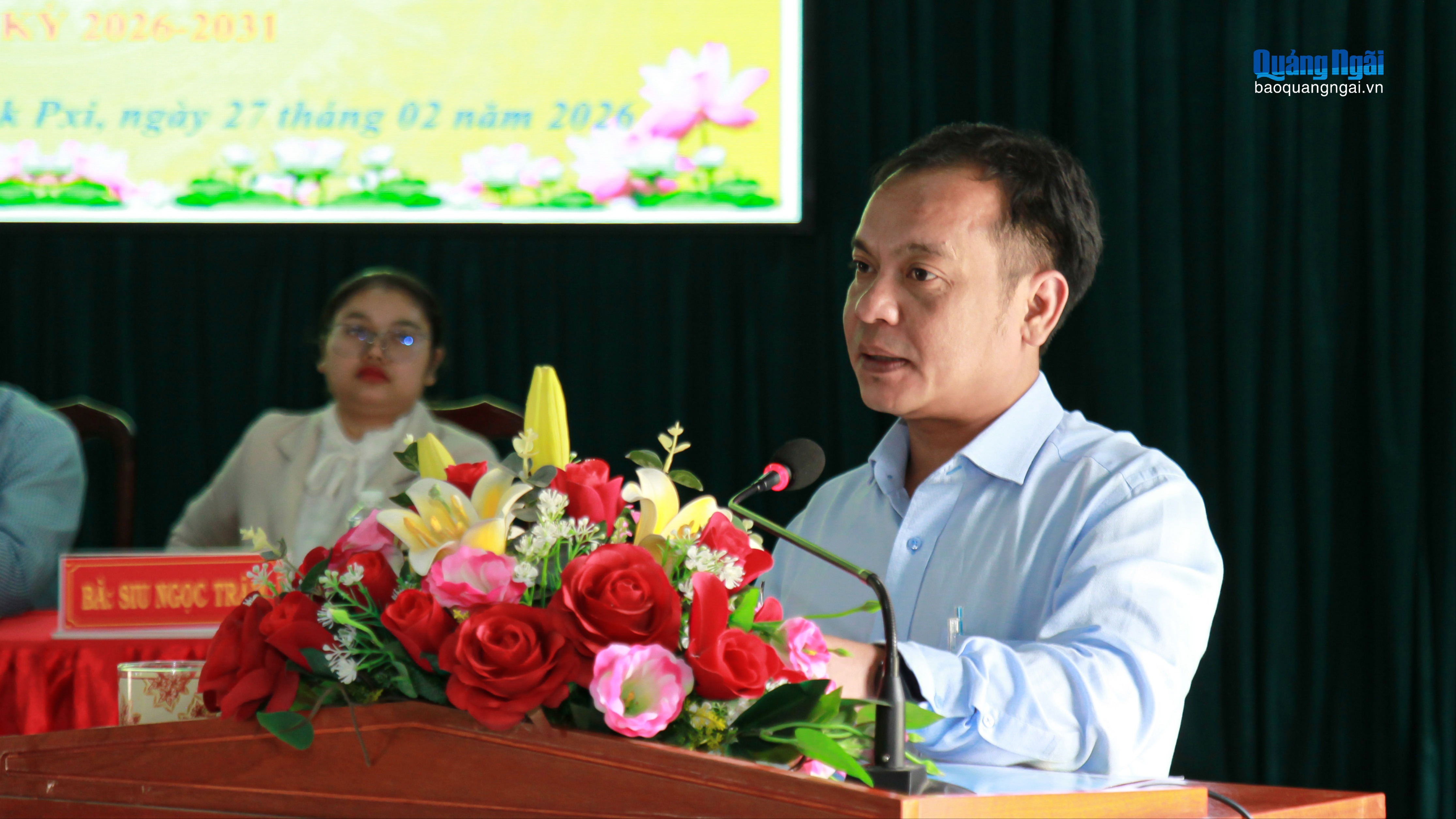 Phó Bí thư Thường trực Tỉnh ủy U Huấn dự hội nghị tiếp xúc cử tri tại đơn vị bầu cử số 4