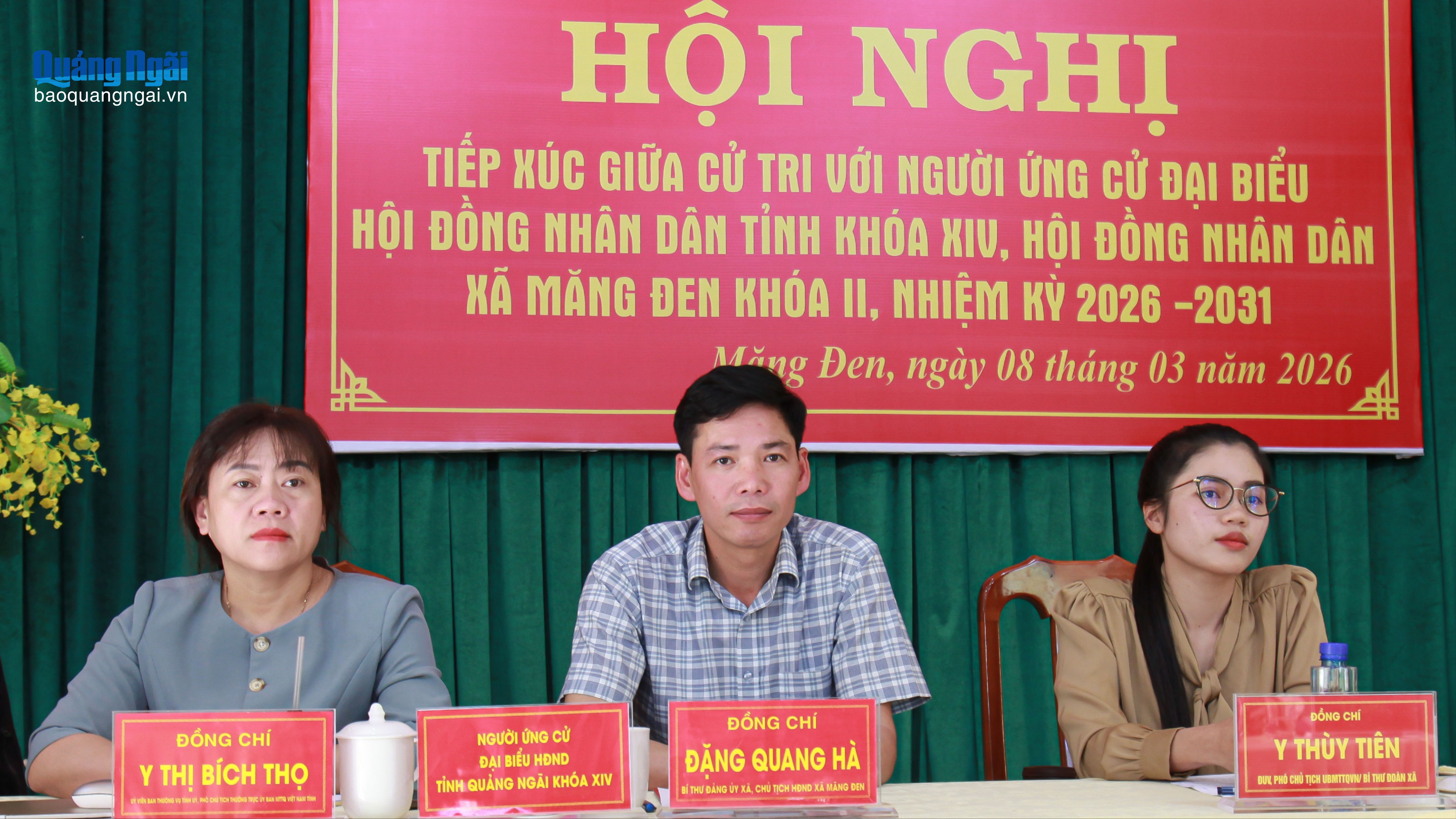 Người ứng cử đại biểu Hội đồng nhân dân tỉnh tiếp xúc cử tri tại xã Măng Đen