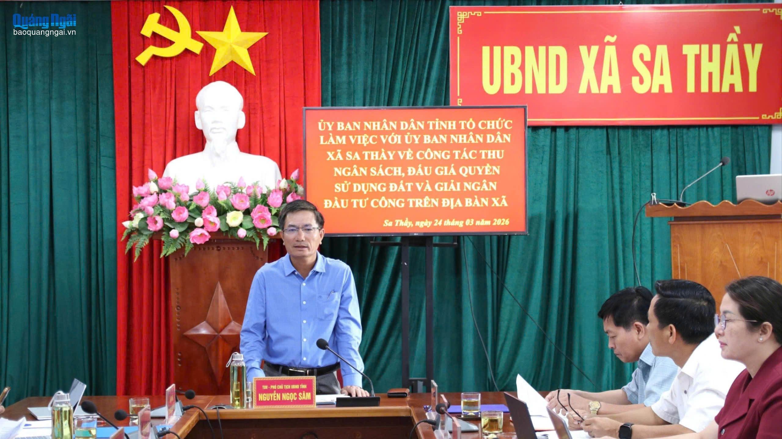 Phó Chủ tịch UBND tỉnh Nguyễn Ngọc Sâm làm việc với UBND xã Sa Thầy