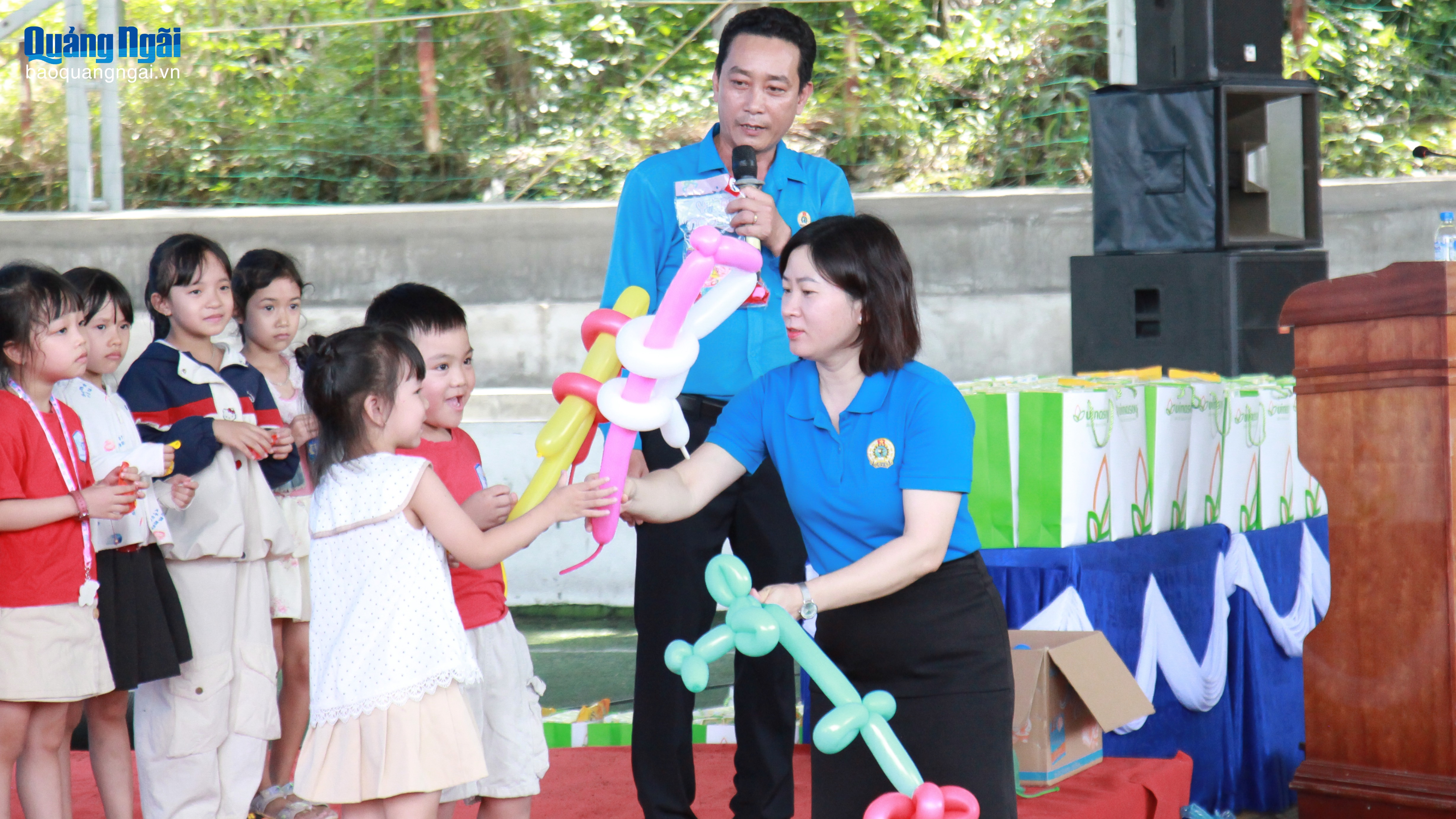 Lan tỏa yêu thương đến trẻ em