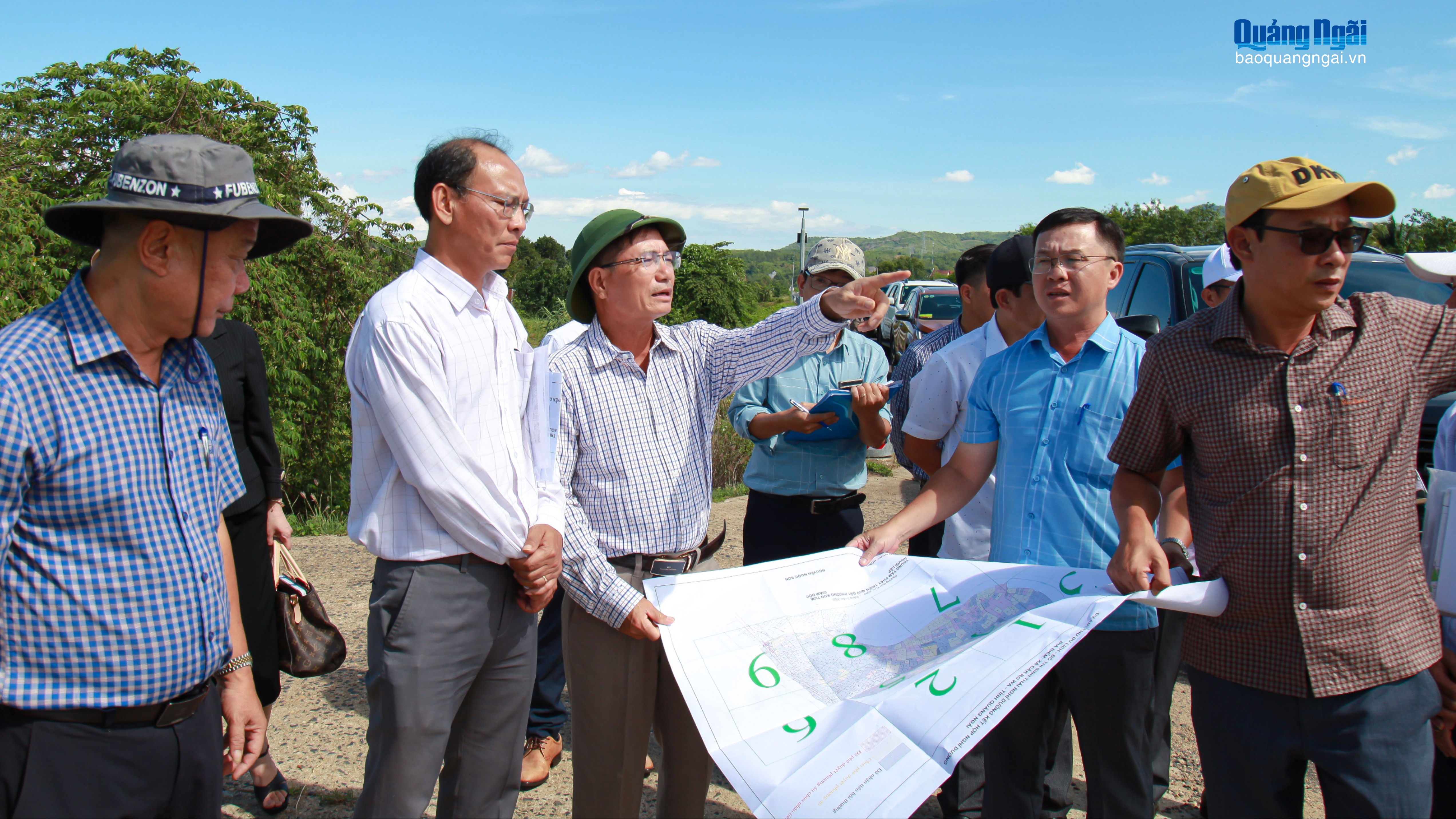 Kiểm tra thực tế dự án chỉnh trang đô thị tại xã Đăk Rơ Wa