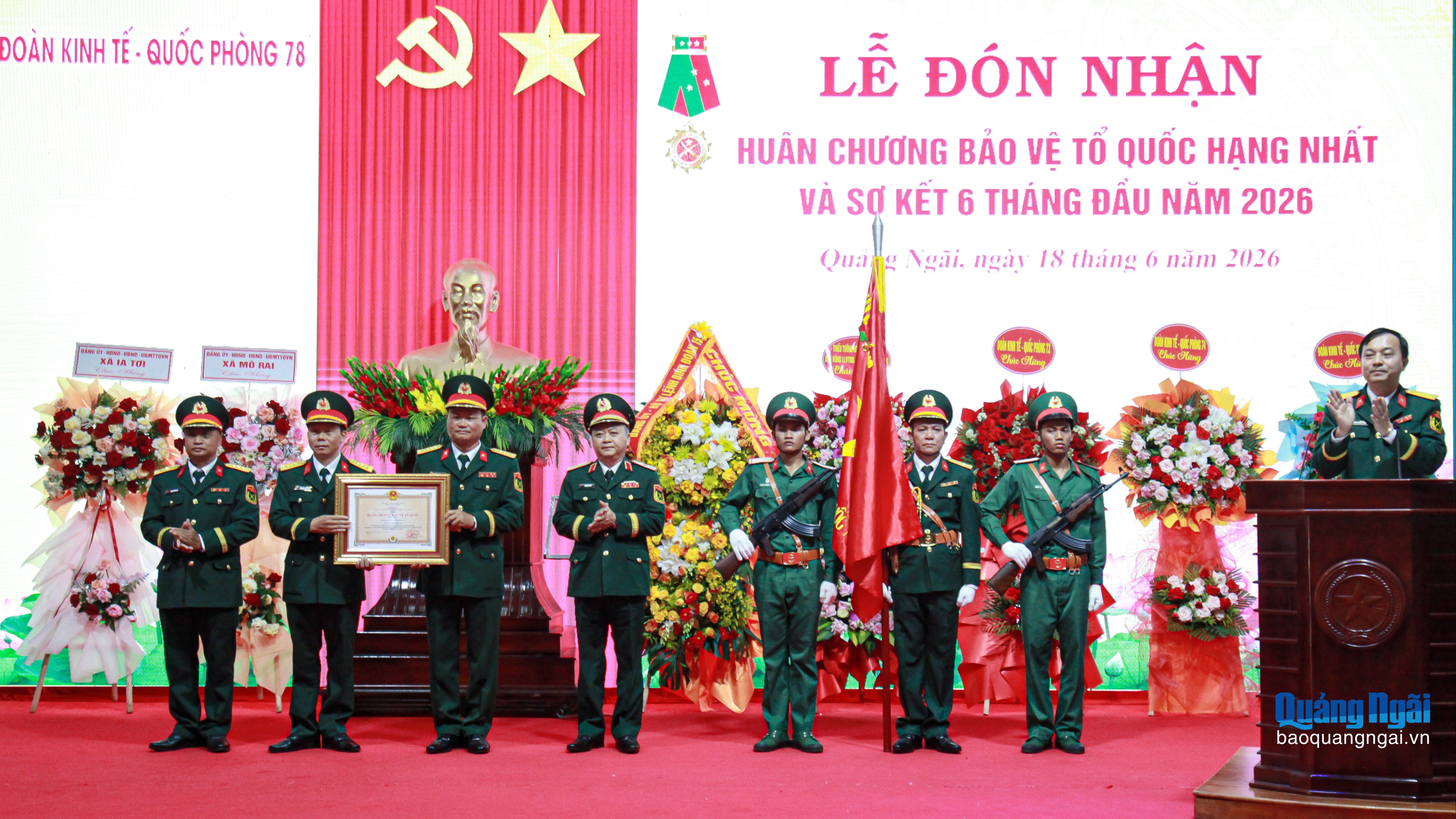 Đoàn Kinh tế - Quốc phòng 78 đón nhận Huân chương Bảo vệ Tổ quốc hạng Nhất
