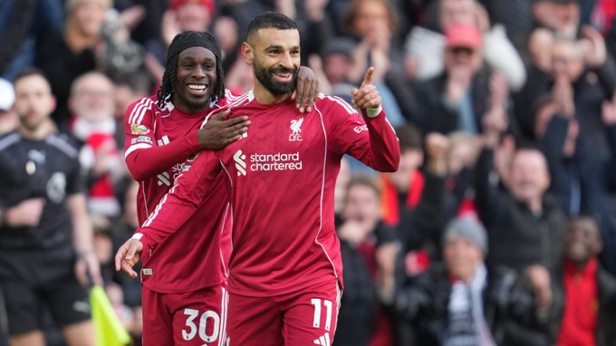 Cháy lên nào Lữ đoàn đỏ!