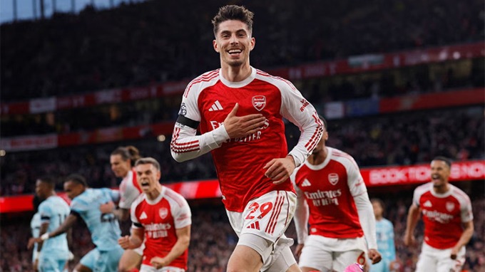Cuối cùng Arsenal cũng vô địch