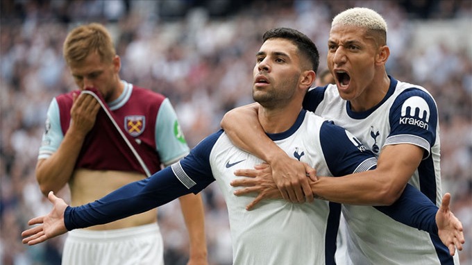 Tottenham thoát hiểm