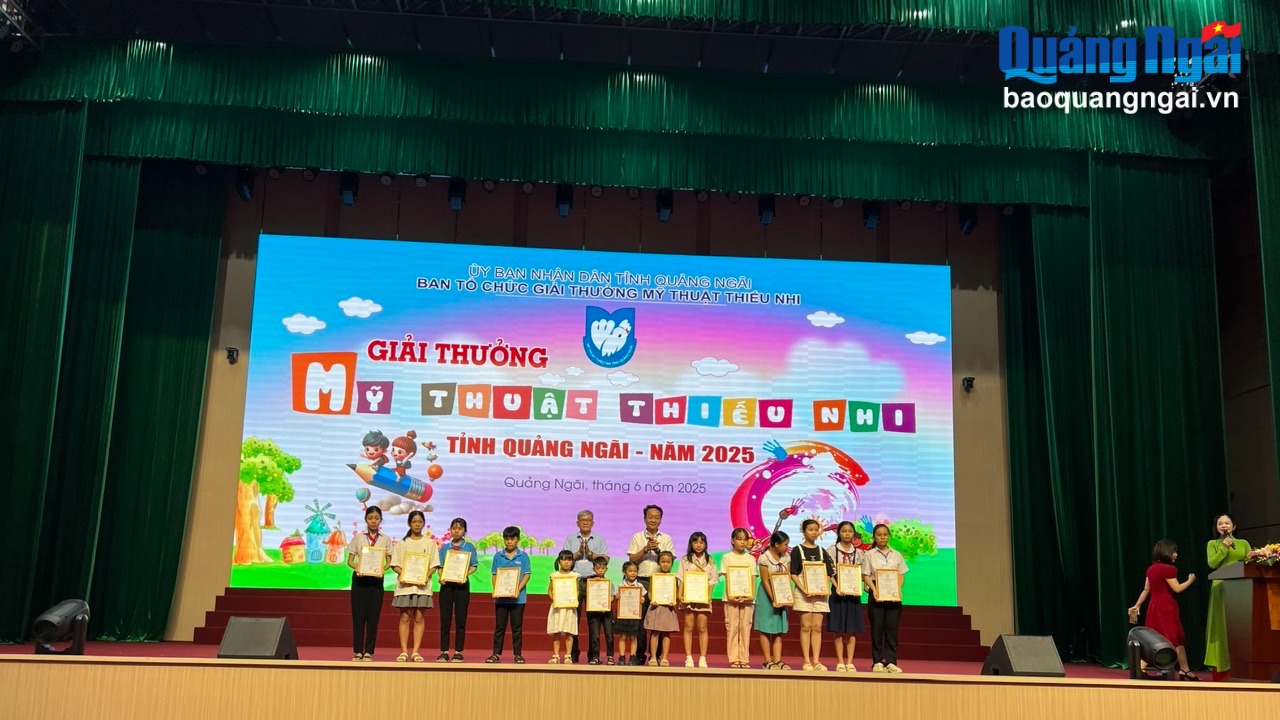 Bế mạc, trao Giải thưởng Mỹ thuật thiếu nhi tỉnh năm 2025
