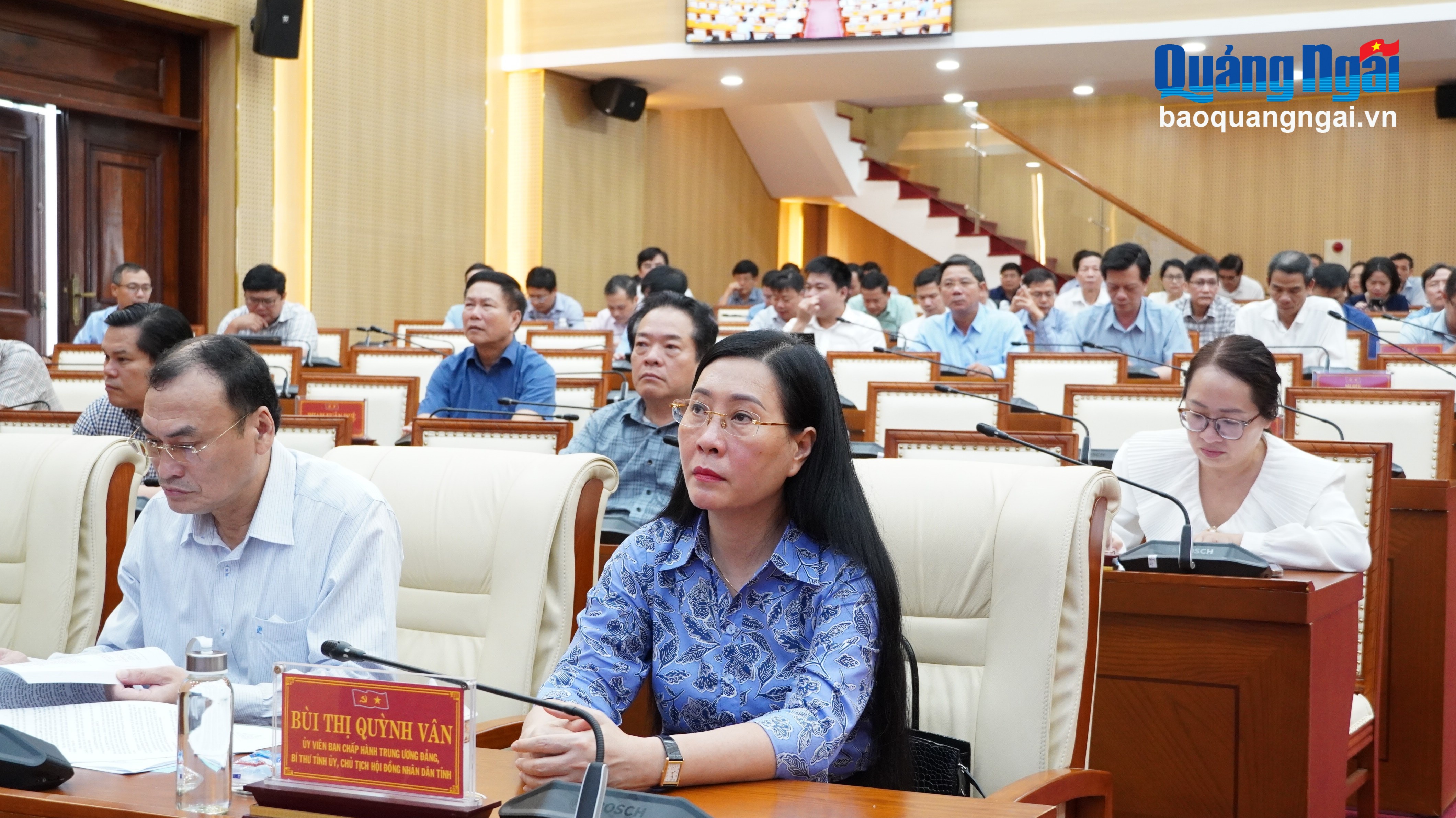 Chuyển trạng thái từ thụ động sang trạng thái kiến tạo, chủ động phục vụ nhân dân