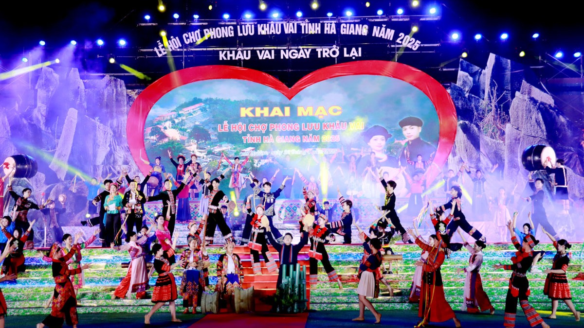 Khai mạc Lễ hội Chợ Phong Lưu Khâu Vai năm 2025