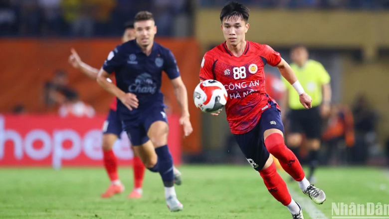 Công an Hà Nội hòa đáng tiếc trước Buriram United ở chung kết lượt đi