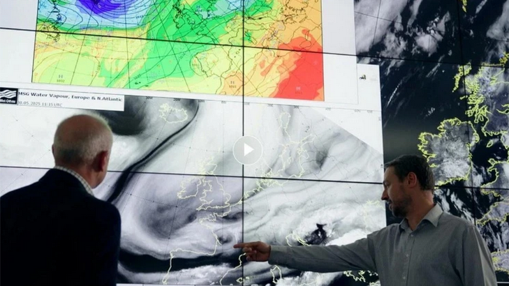 Anh công bố siêu máy tính đám mây dự báo thời tiết đầu tiên trên thế giới