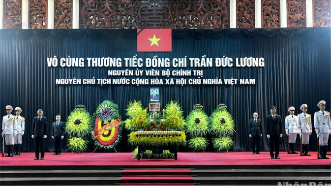 Cử hành trọng thể Lễ Quốc tang nguyên Chủ tịch nước Trần Đức Lương