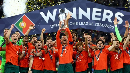 Ronaldo ghi bàn, Bồ Đào Nha vô địch thuyết phục UEFA Nations League