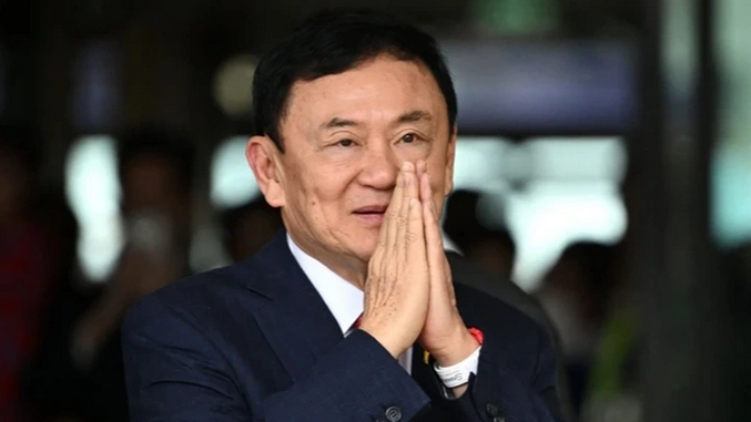 Cựu Thủ tướng Thái Lan Thaksin ra hầu tòa