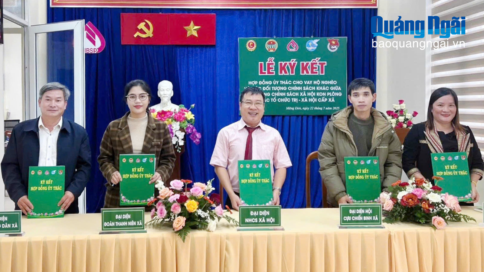 Ký kết hợp đồng ủy thác cho vay với các tổ chức chính trị – xã hội