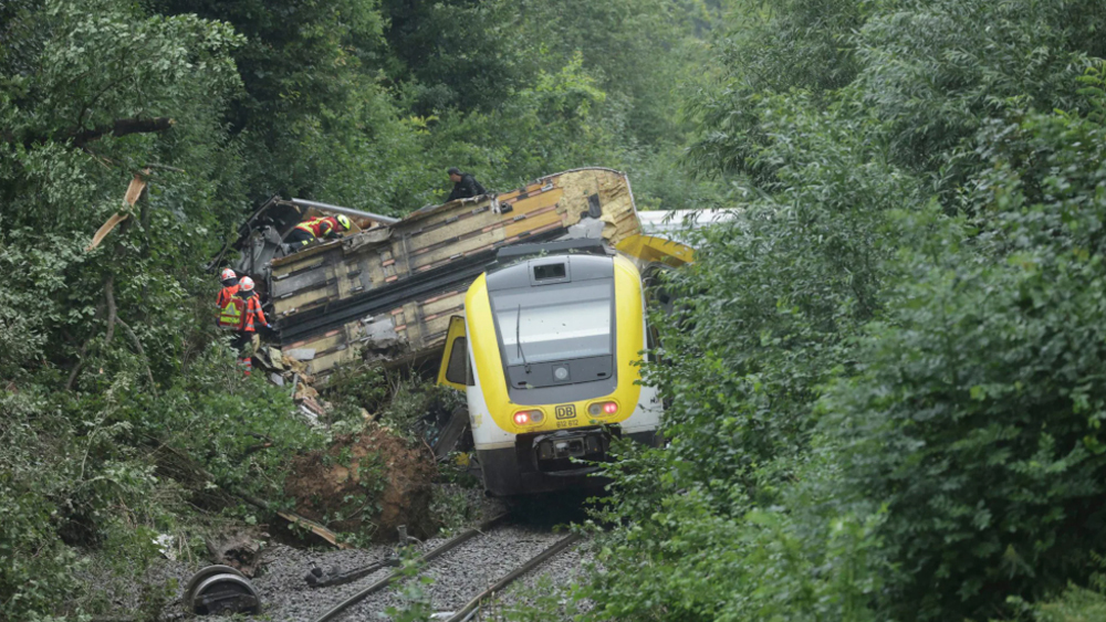 Đức: Tàu hỏa trật bánh gây nhiều thương vong
