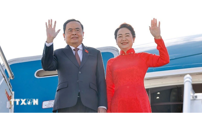 Chủ tịch Quốc hội Trần Thanh Mẫn kết thúc tốt đẹp chuyến công tác tại Thụy Sĩ