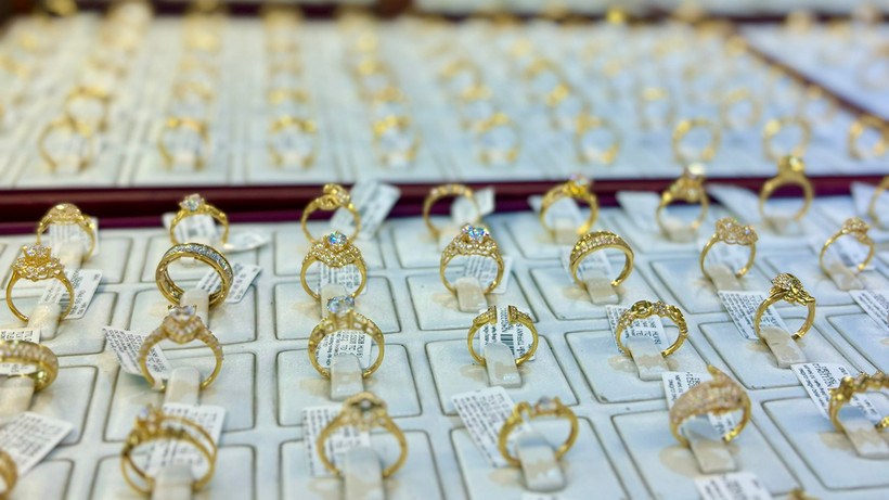 Giá vàng ngày 1/8: Vàng miếng SJC cao hơn thế giới hơn 16 triệu đồng/lượng