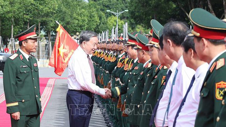 Tổng Bí thư Tô Lâm: Xây dựng Quân đoàn 12 là lực lượng cơ động chiến lược của Quân đội