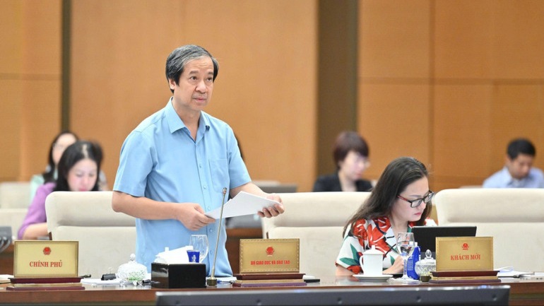 Đề xuất bỏ bằng tốt nghiệp trung học cơ sở, hiệu trưởng được cấp bằng tốt nghiệp trung học phổ thông