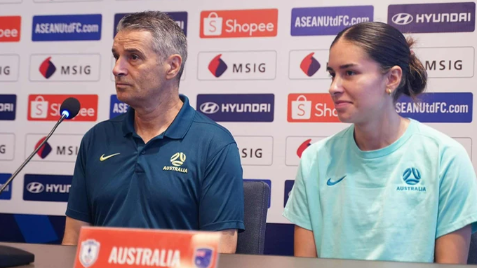 HLV U23 Úc: 'Chúng tôi háo hức đấu tuyển nữ Việt Nam'
