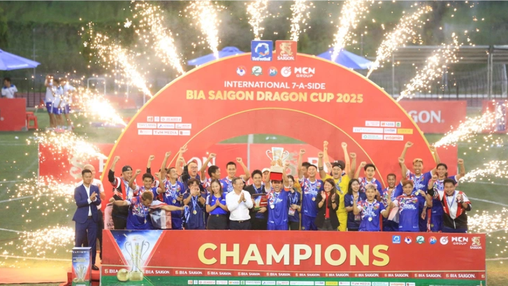 Đánh bại chủ nhà Việt Nam, Thái Lan vô địch giải bóng đá 7 người quốc tế