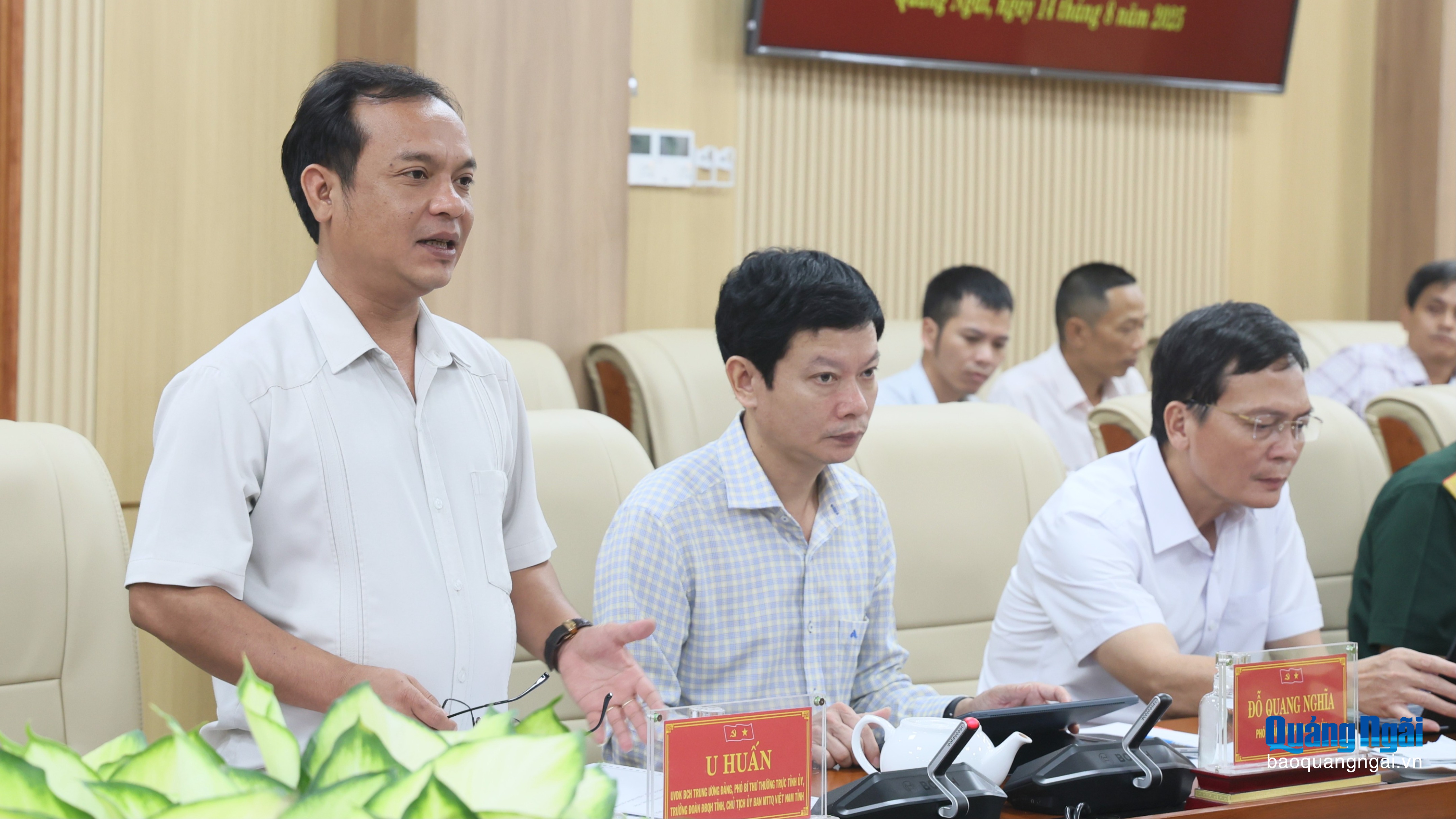 Phó Bí thư Thường trực Tỉnh ủy U Huấn làm việc với Tập đoàn Công nghiệp - Viễn thông Quân đội