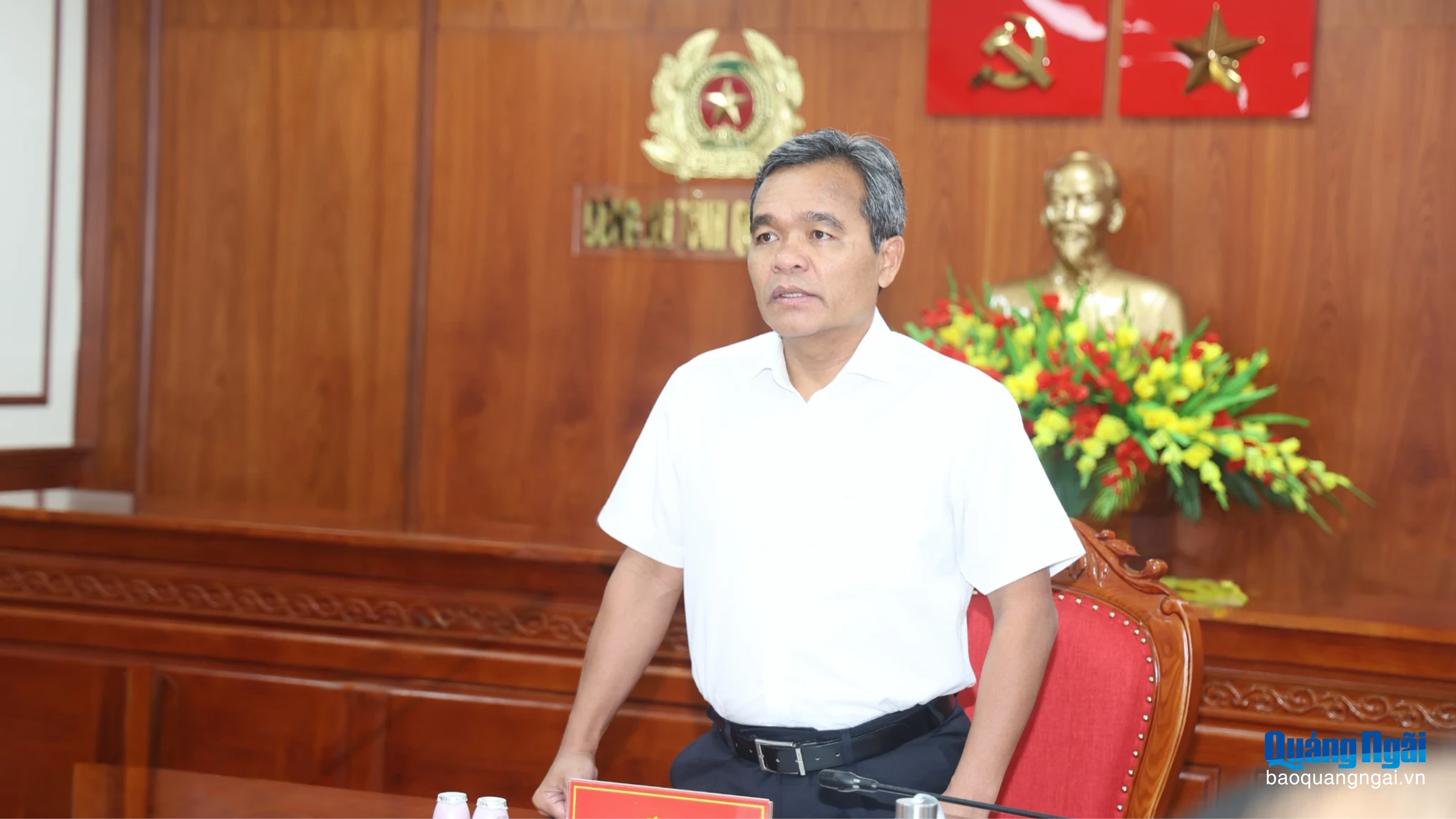 Bí thư Tỉnh ủy Hồ Văn Niên làm việc với Ban Thường vụ Đảng ủy Công an tỉnh