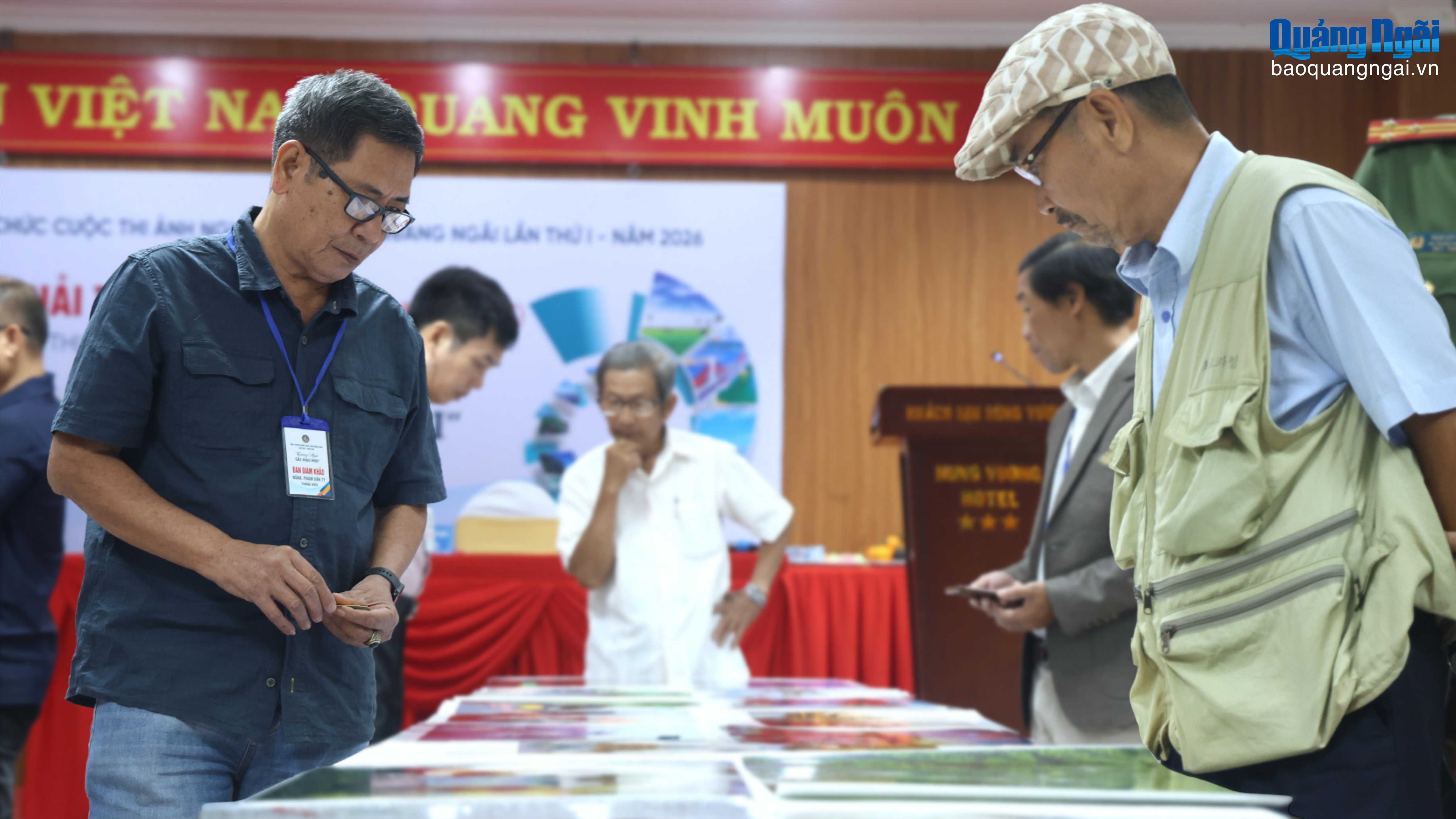 Chấm giải Cuộc thi Ảnh nghệ thuật tỉnh Quảng Ngãi lần thứ I