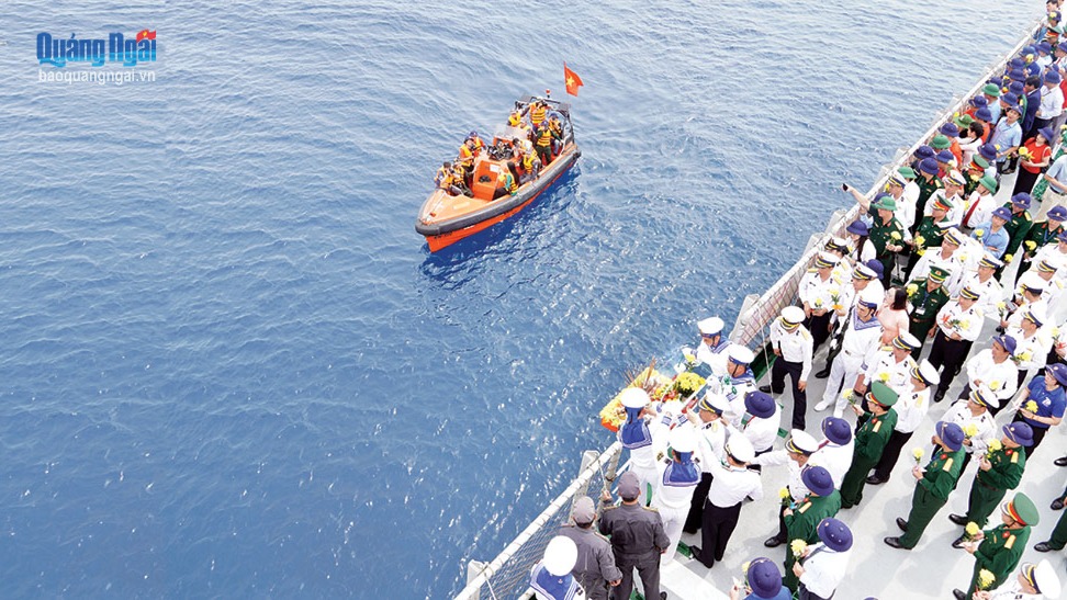 Đi để thêm yêu đất nước