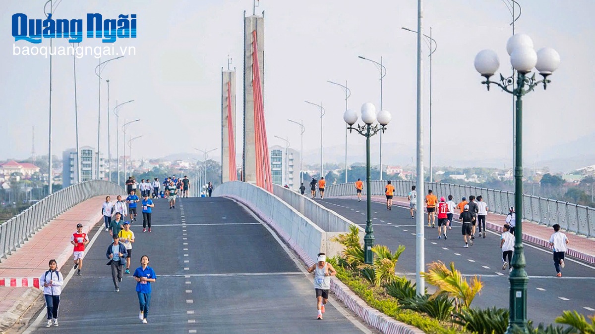 Nâng tầm vóc người Việt