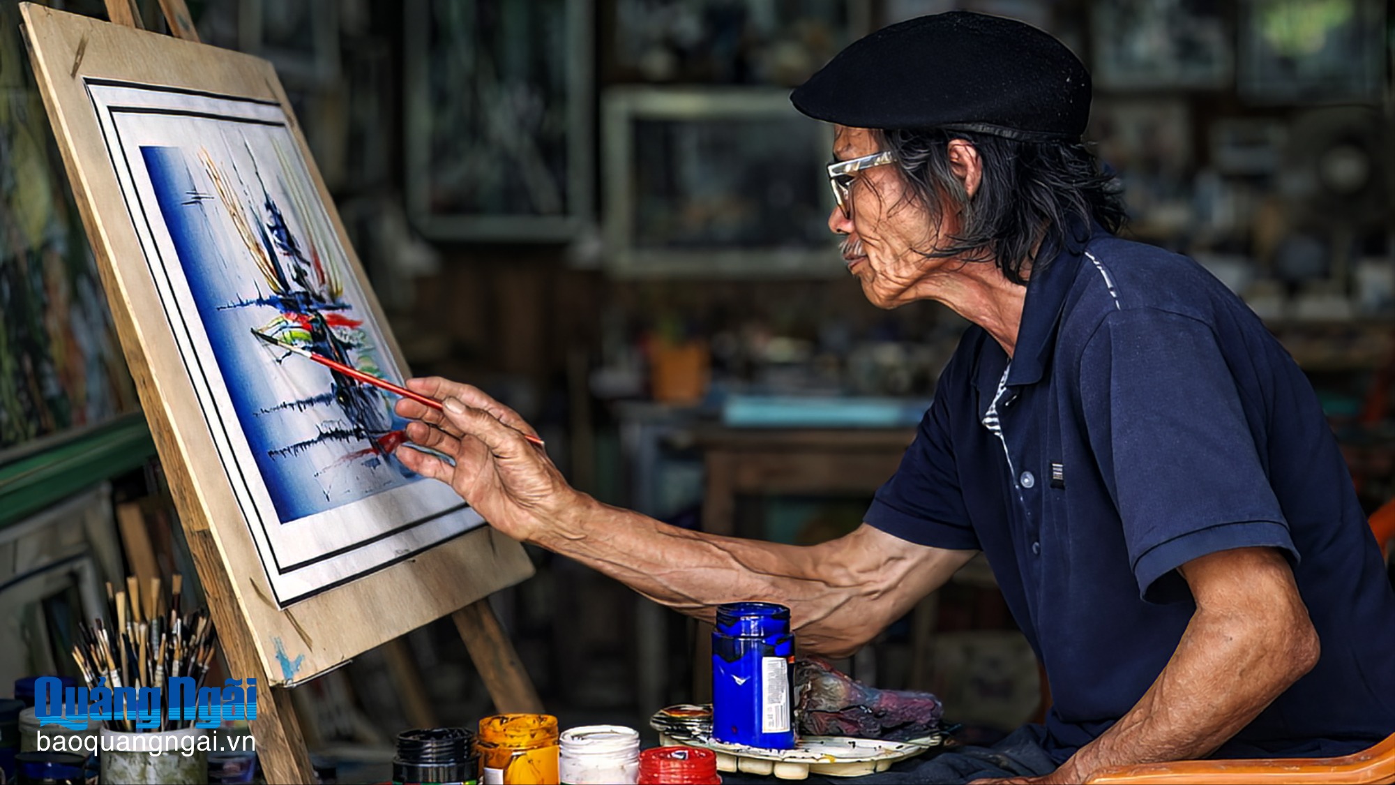 Lê Hát Sơn - dòng chảy chậm giữa đời